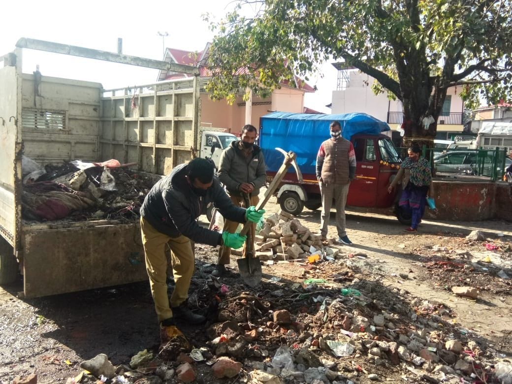 Remove garbage in Ramlila Maidan jogindernagar
