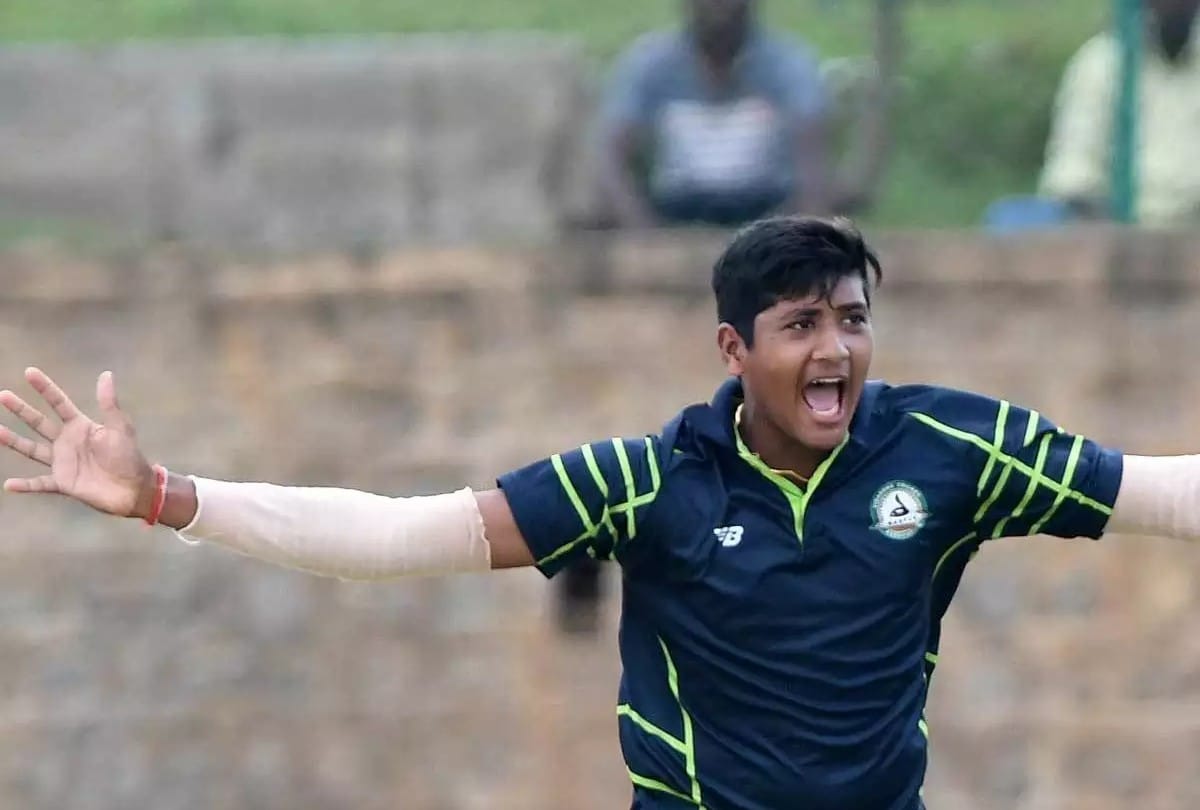 IPL 2024: LSG pacer Yash Thakur thanks morne morkel with hug after win against gujrat titans