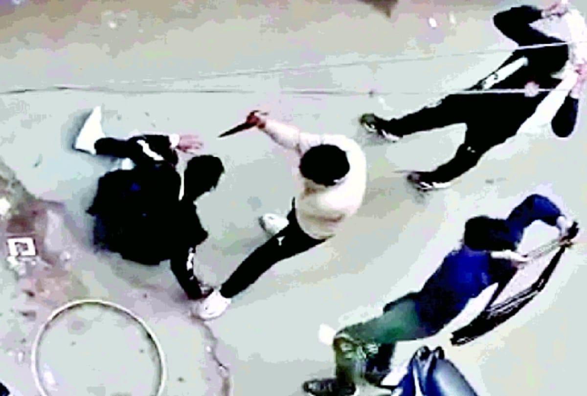 Delhi: Murder of a crook by stabbing him in public in the market