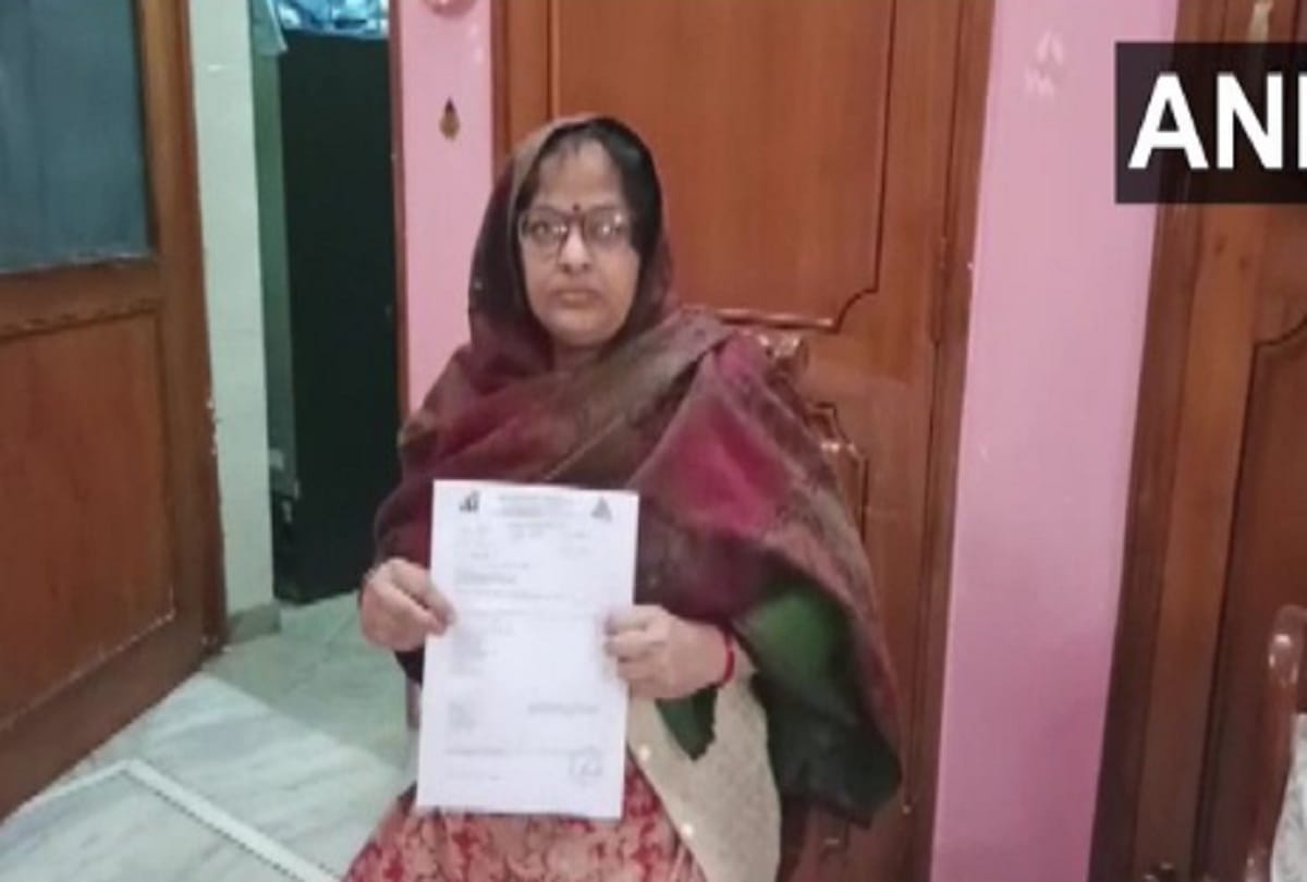 A woman was included in the list of 108 dead people eligible for compensation in aligarh