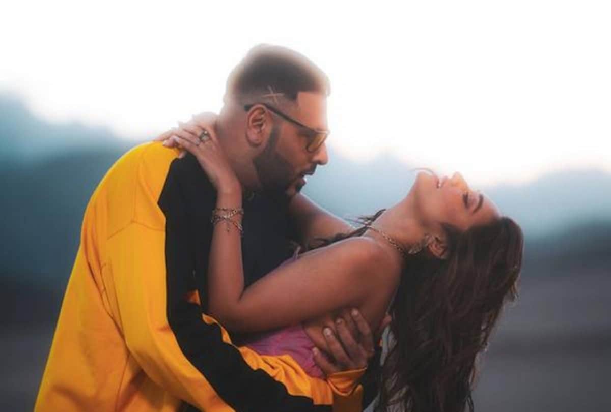 New Year 2022: These party songs will add to the celebration of the new year prepare the playlist from now