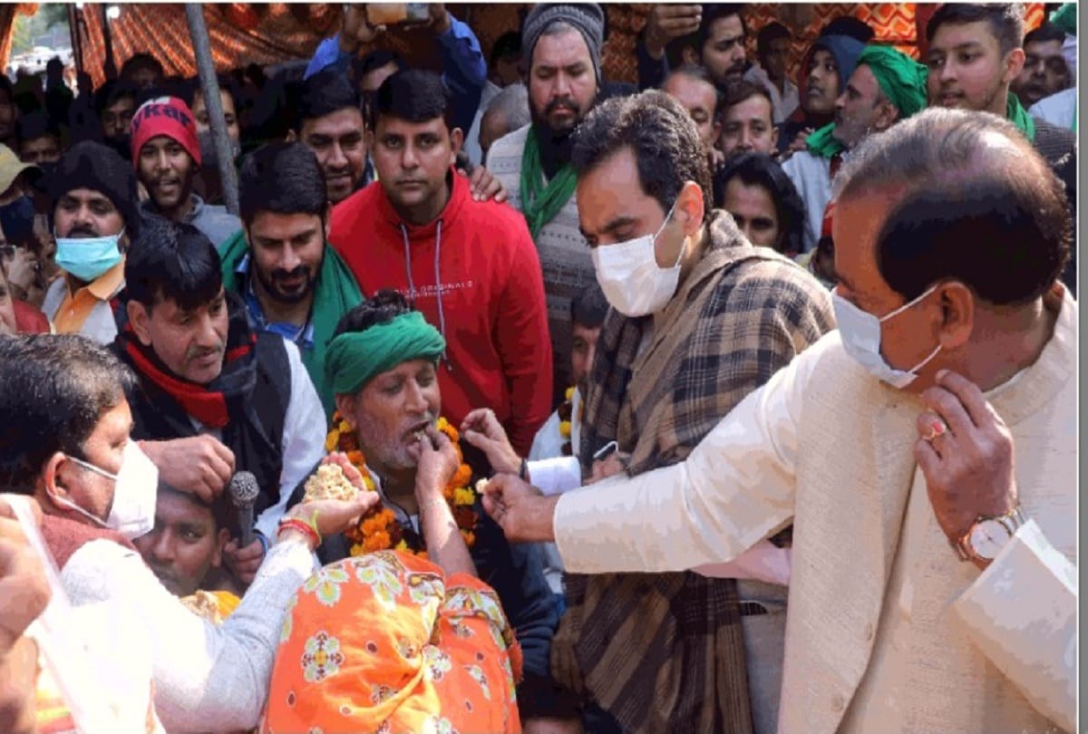Farmers strike ends authority accepts many demands relief to employees and people coming to get work