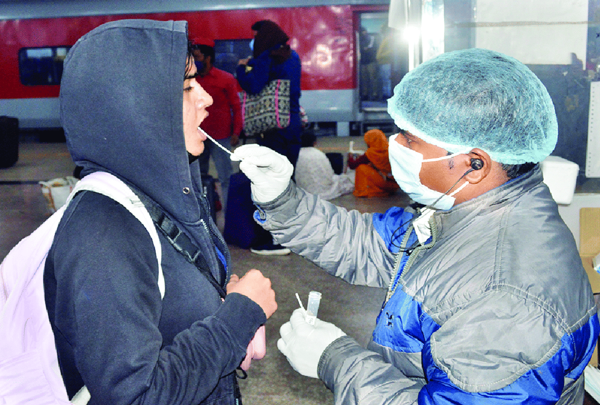 Not a single dose of Covishield and Covaxin is available in Gorakhpur