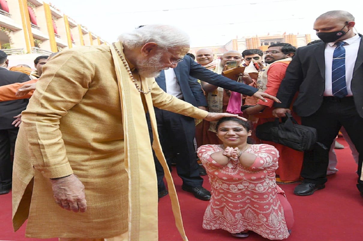 Some Exclusive Photos of PM Modi from 2021