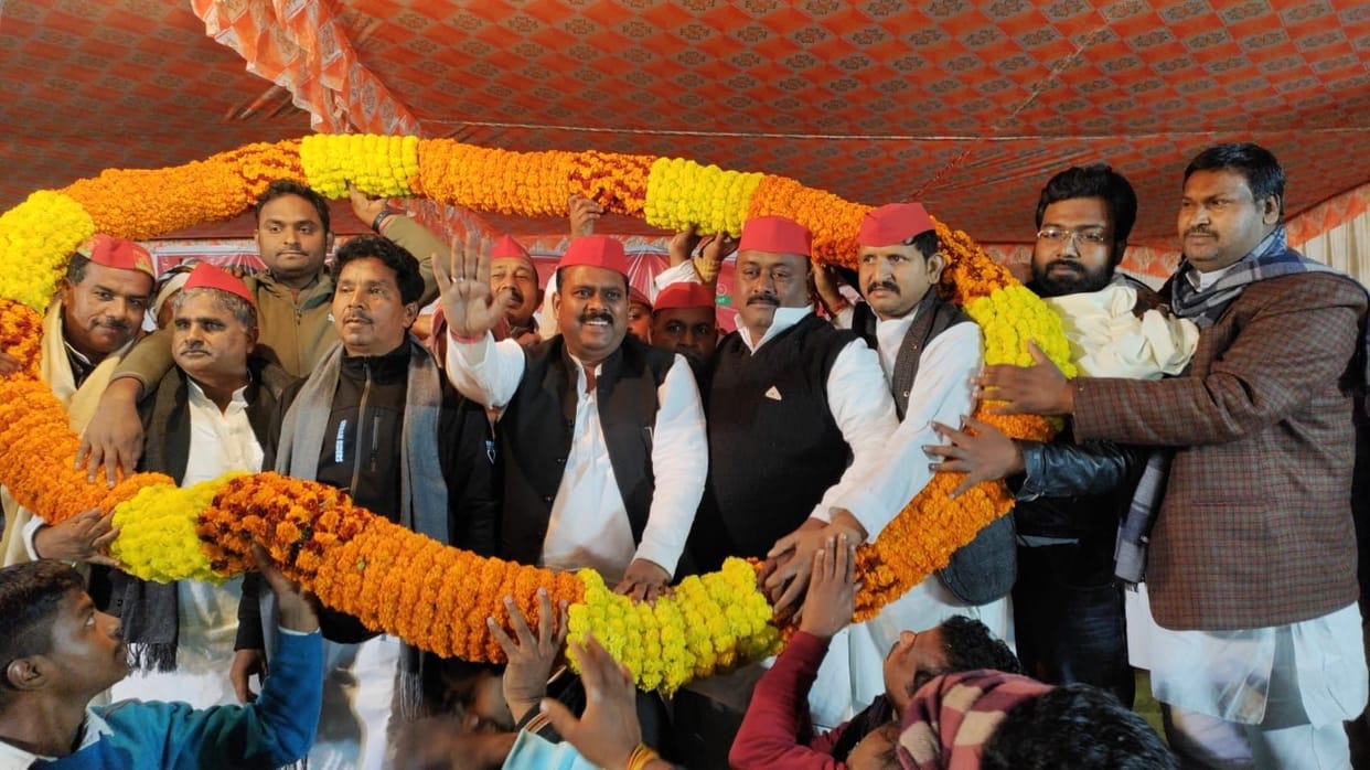 samajwadi party programm in diffrent places