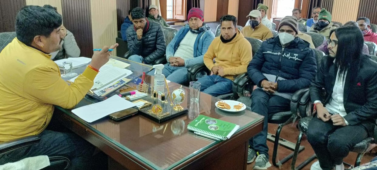 Hands remained empty in the meeting that lasted for one and a half hours