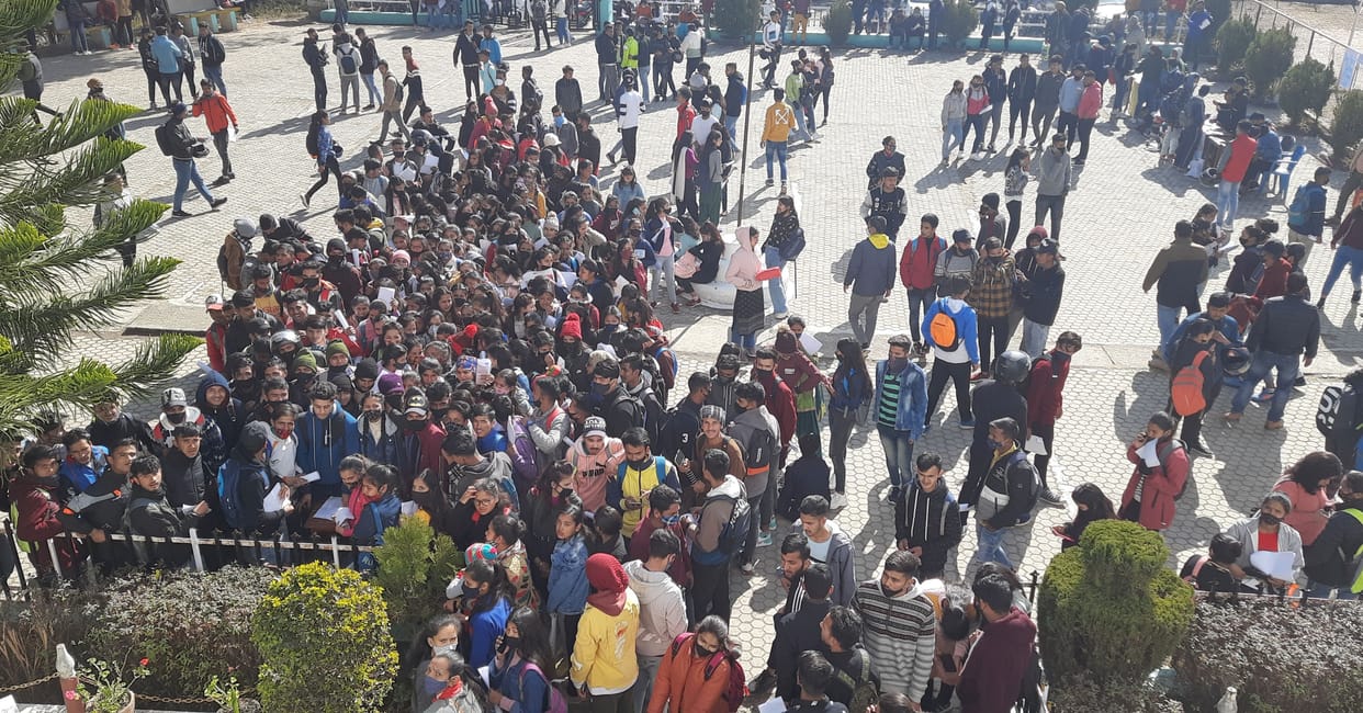 Those who never come in the hope of a tablet also reached the college