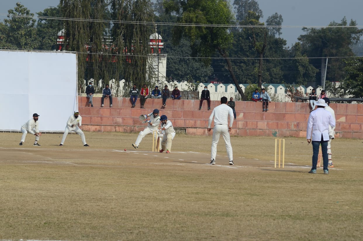 SPJ Gurgaon beat GSI Kashmir by 7 wickets