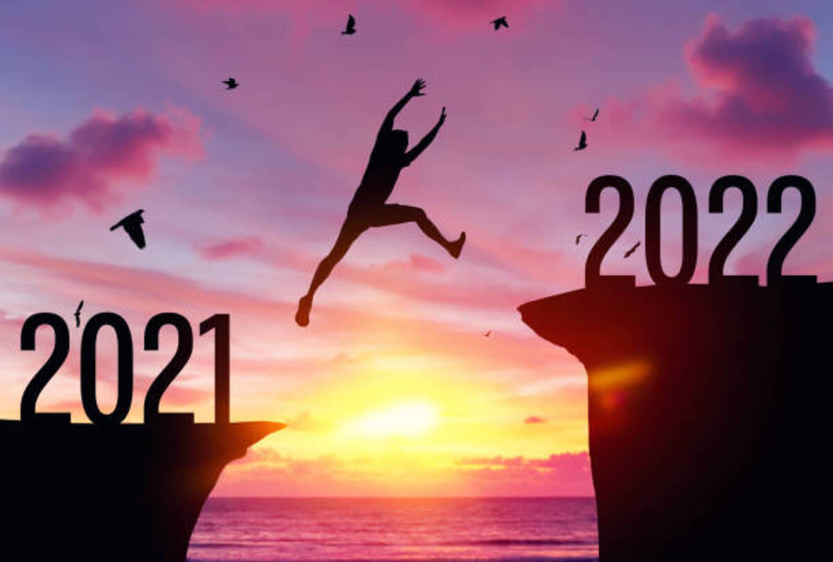 happy new year 2022 people welcome to new year by sleeping with cemeteries in Chile know why