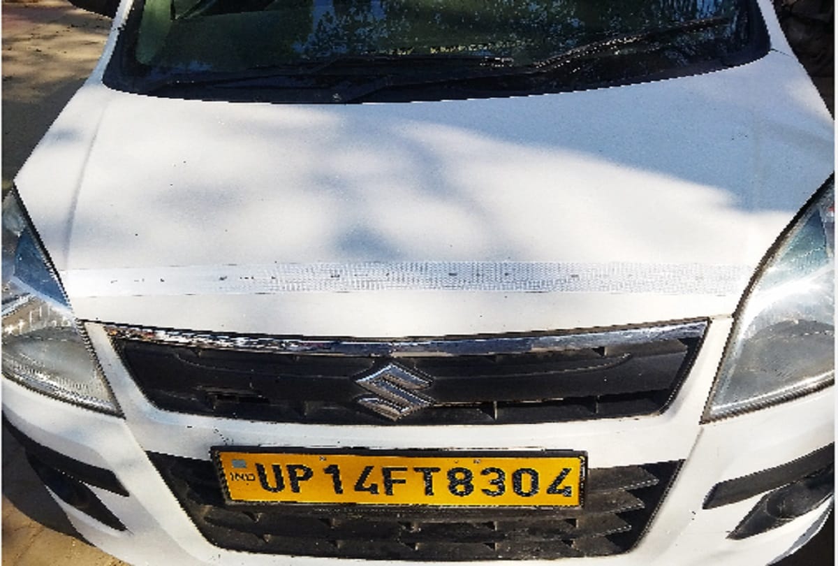Meerut News: Four miscreants robbed two cars from Karnaval and Parikshitgarh in six hours, threw the drivers in the fields