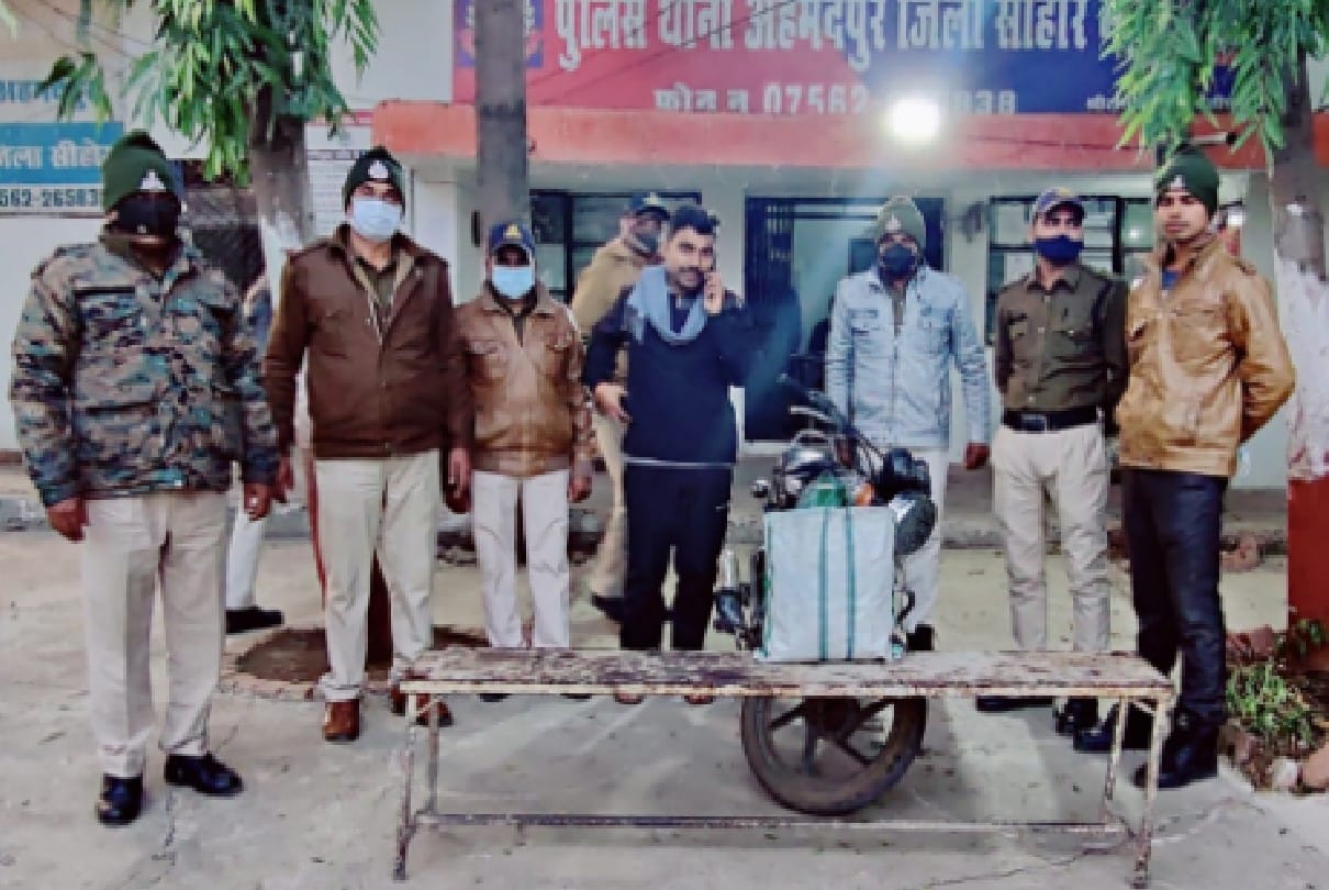 Sehore Crime News: There were millions of people who gave secretly, police caught two miscreants red handed