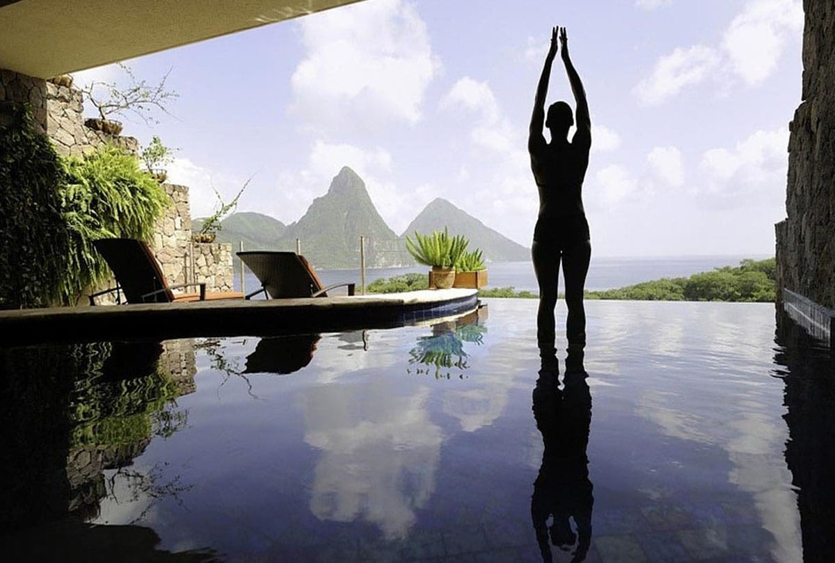 mistakes to avoid during yoga poses, how to do yoga correctly