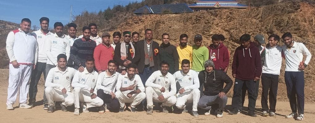 Himriganga's team won the cricket trophy