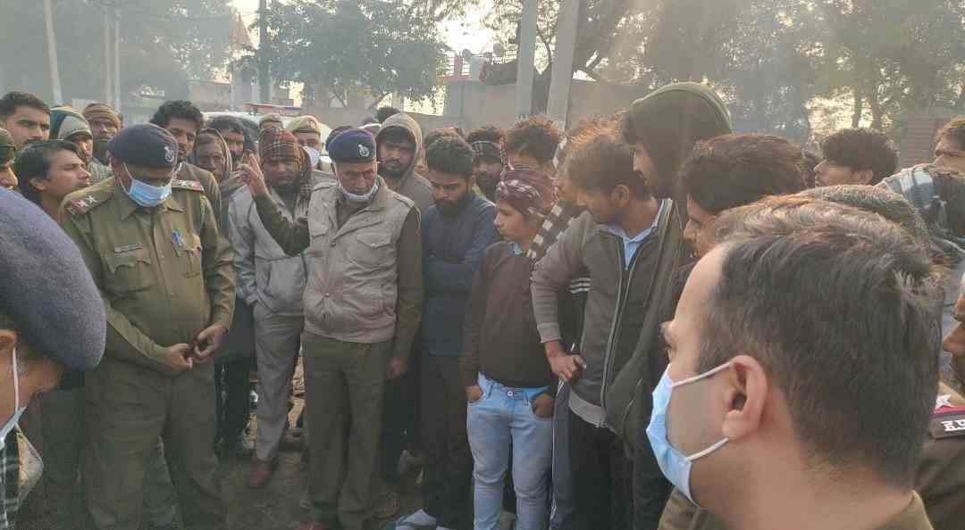Elderly woman dies due to dumper collision, villagers jammed for five hours