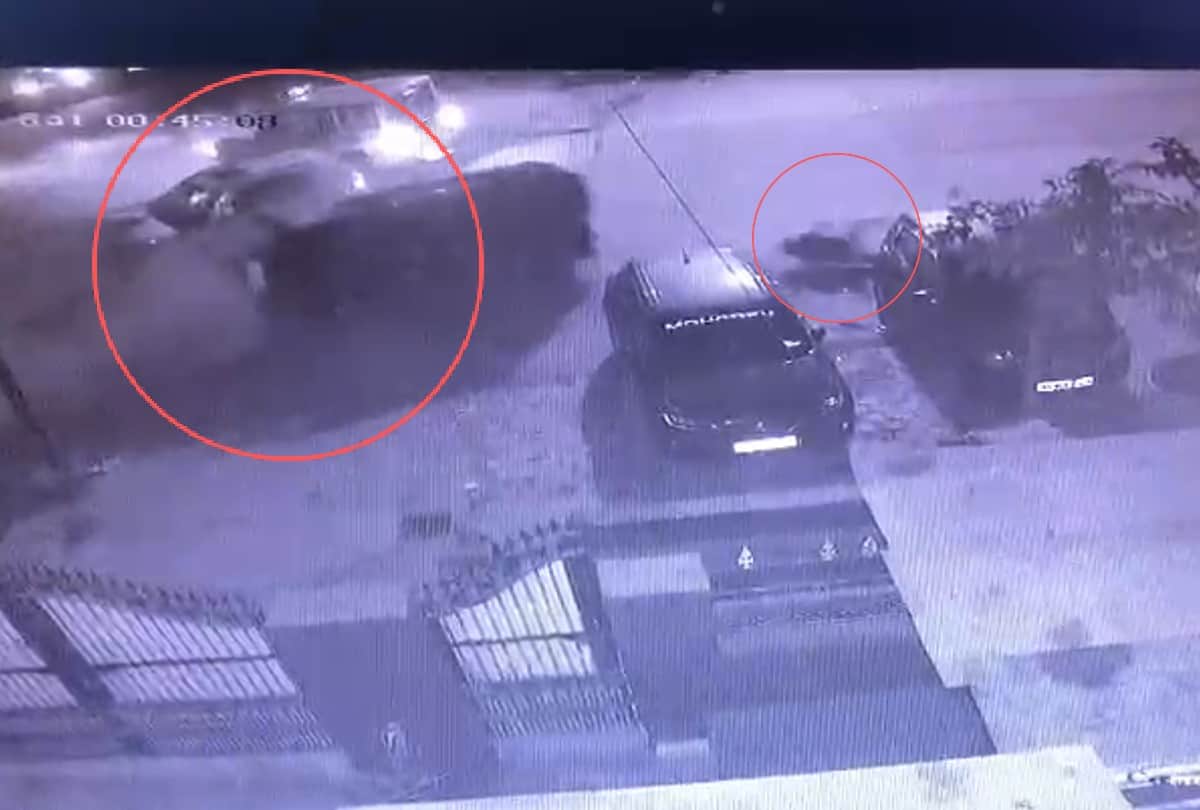 car crashed the policemen caught on CCTV camera in mathura