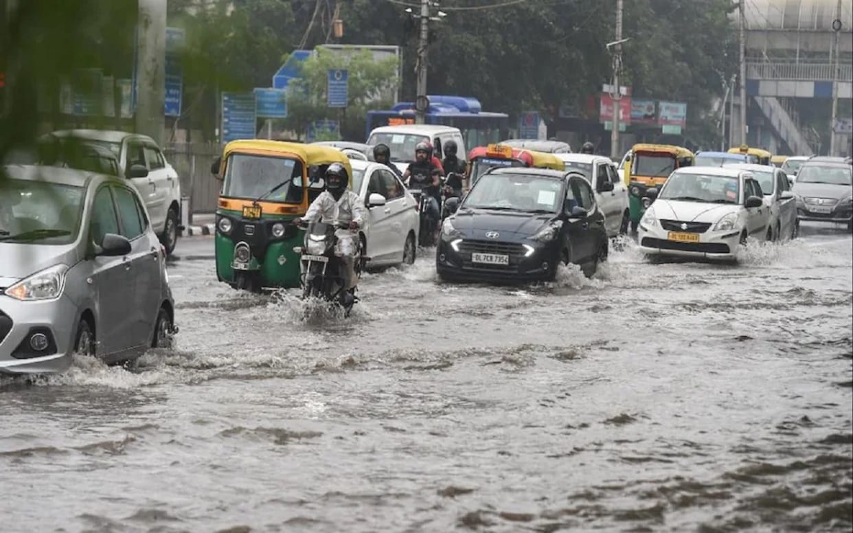 Heavy rain expected in Delhi-NCR on Friday Meteorological Department issued yellow alert