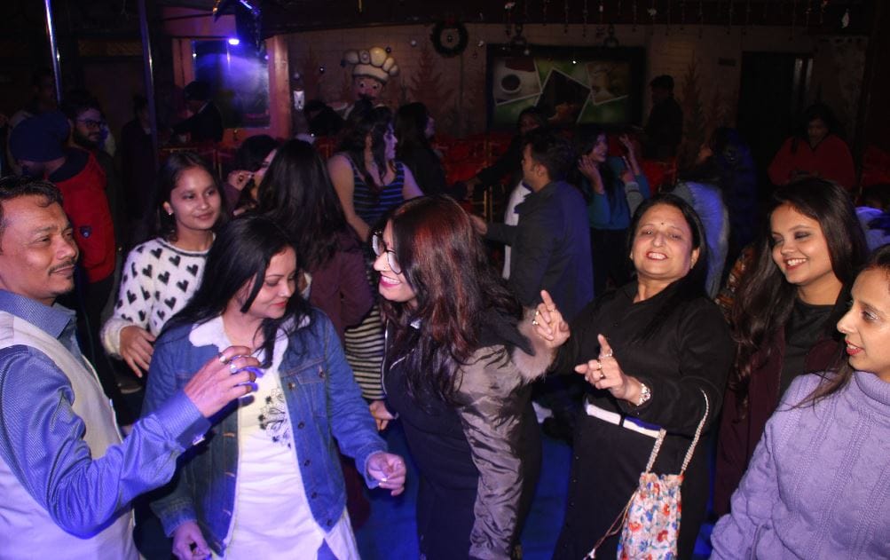 Happy New Year 2022 varanasi party and dance people celebrate new year welcomed see photos