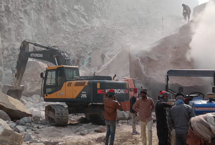 Pictures of Rescue Work in Bhiwani Mining Accident