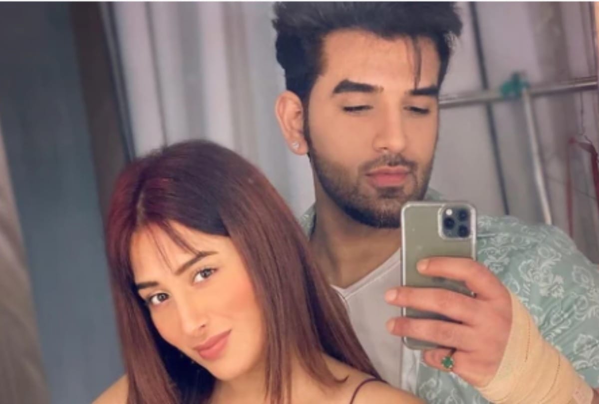 paras chhabra and mahira sharma celebrates new year in dubai share their plans for 2022