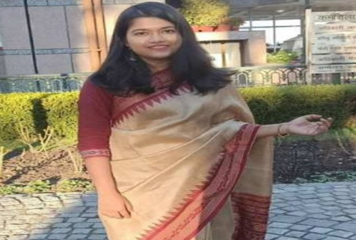 ias officer simi karan success story who passed upsc exam in 22 years