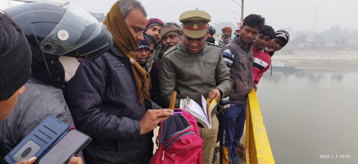 Teenager jumps in Ganga, search continues