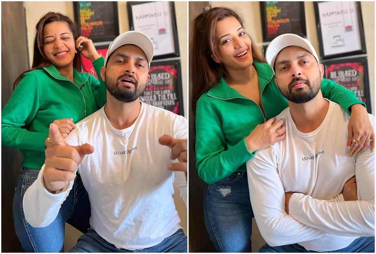 Bhojpuri: Monalisa was seen playing Holi with husband Vikrant Singh in a romantic way