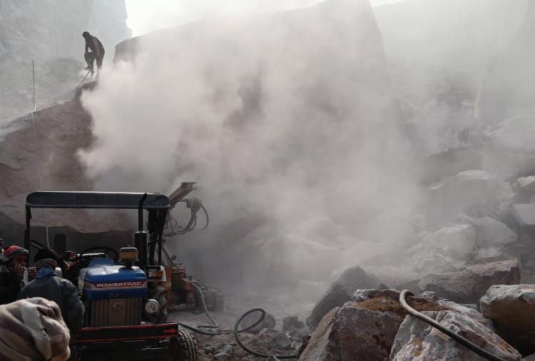 Leaders expressed grief over Bhiwani mining accident