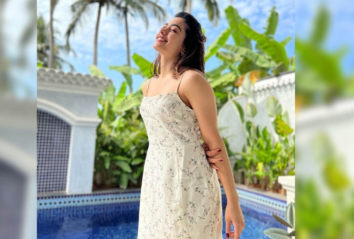 Rashmika Mandanna Looks Stunning in New Year 2022 Celebration Photo