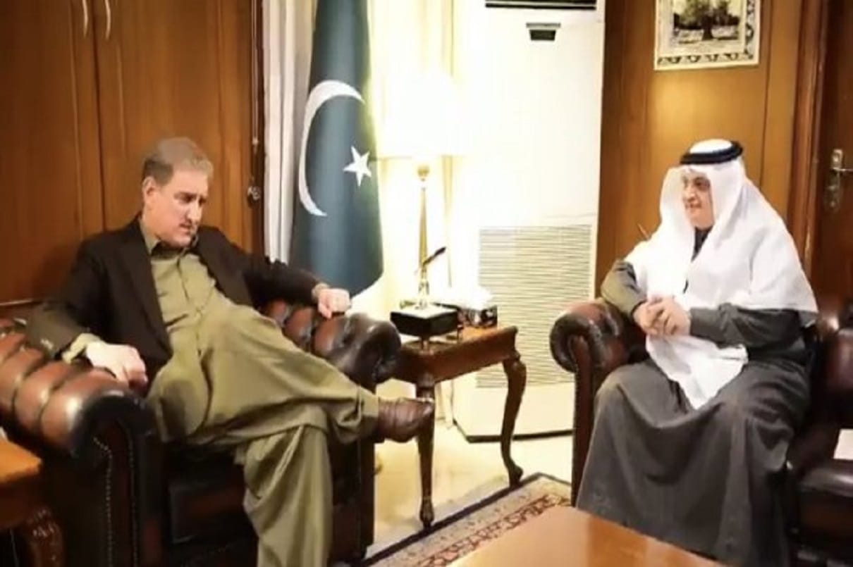 Shah Mehmood Qureshi shoe points at Saudi envoy angry Pakistanis call it unislamic