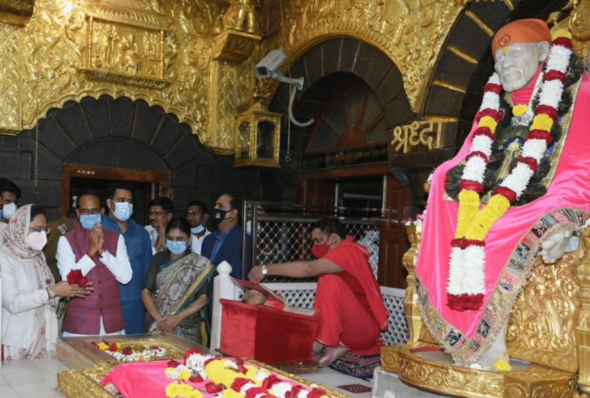 Shivraj in Shirdi: Visited Saibaba temple on the first day of the year, a message issued on the new year