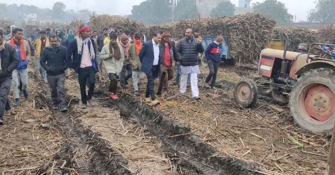 Congress state president listened to the problems of farmers