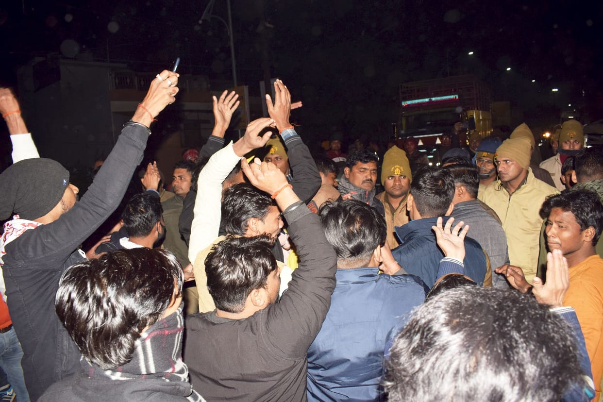 Police beat up BJYMO leader, jammed