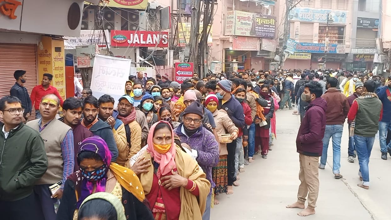 purvanchal varanasi weather forecast update today  no sunshine on  first day of new year 2022 amid winter and cold