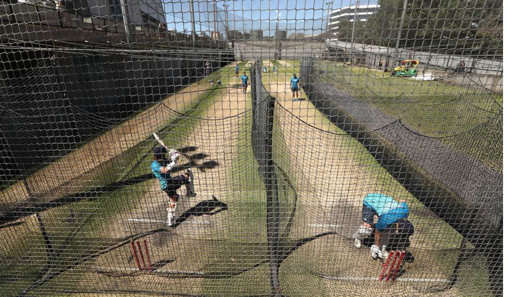 The Ashes: England's training session canceled due to net bowler being Corona infected, head coach Silverwood also found Corona positive