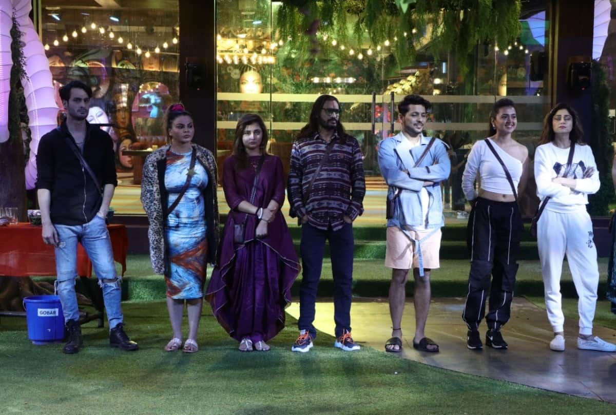 Bigg Boss 15: Scuffle broke out between Prateek Sahajpal and Umar Riaz Bigg Boss gave a stern warning