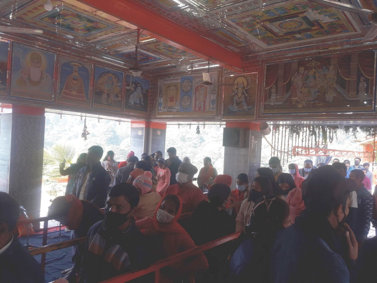 Crowd of devotees remained engaged in Siddhbali temple for the second day as well