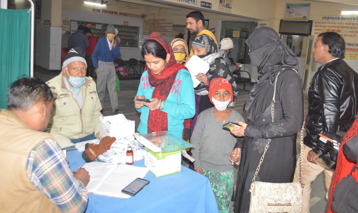 Hathras: Now ACMO turns out to be corona infected, there is panic