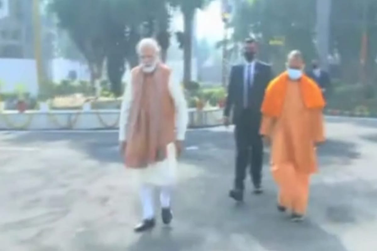 Prime Minister has target on Mulayam Singh Statement in Rally in Meerut