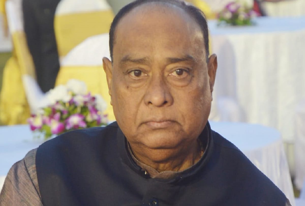 bjp mlc rn singh from maharashtra passed away at gorakhpur airport