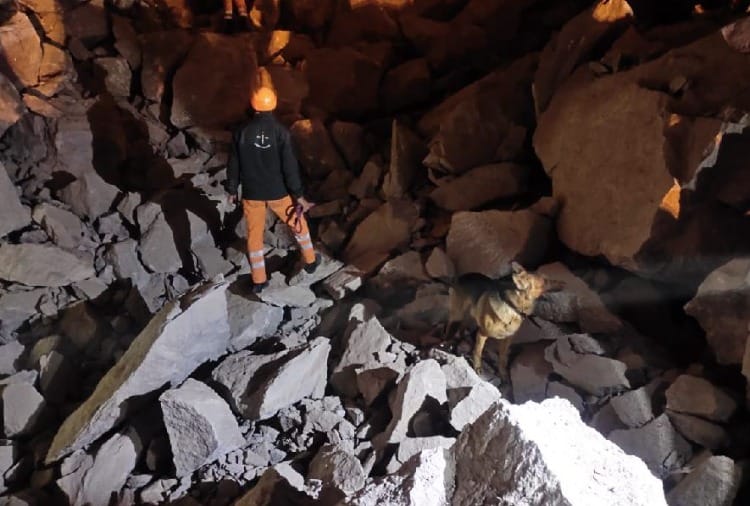 Mining Accident Rescue: German Shepherd Roderick finds dead body of Dinesh Dutt
