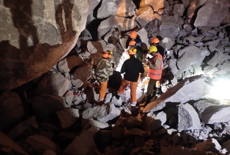 Rescue work underway in Dadam, one dead body found late at night