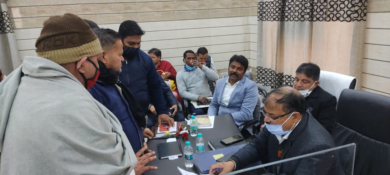 DM got four complaints resolved on the spot