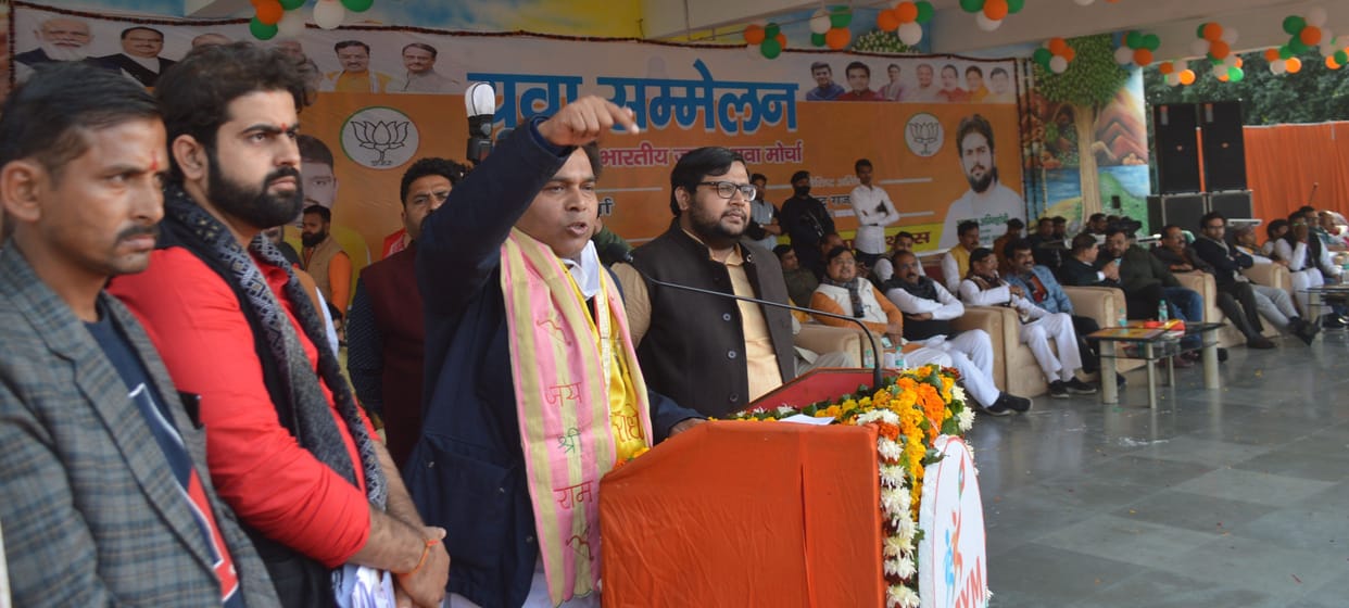 Hathras: SP increased electricity prices, we increased power supply hours: Energy Minister