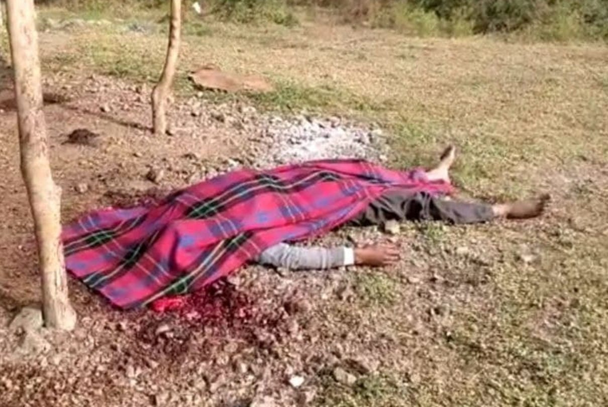 Ujjain: Relationships were killed in a property dispute, the elder brother struck the younger one with an ax on the neck that the neck hanged down...