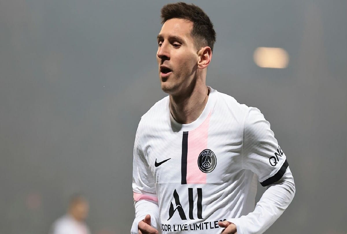Lionel messi becomes highest Paid Athlete in last 12 months on Forbes list