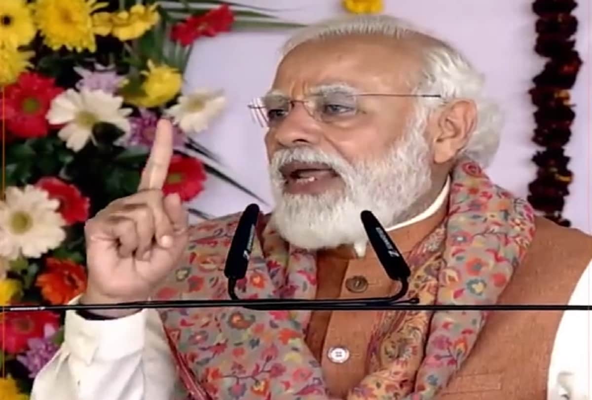 Prime Minister Narendra Modi had a special interaction with the players in the program of the Sports University in Meerut