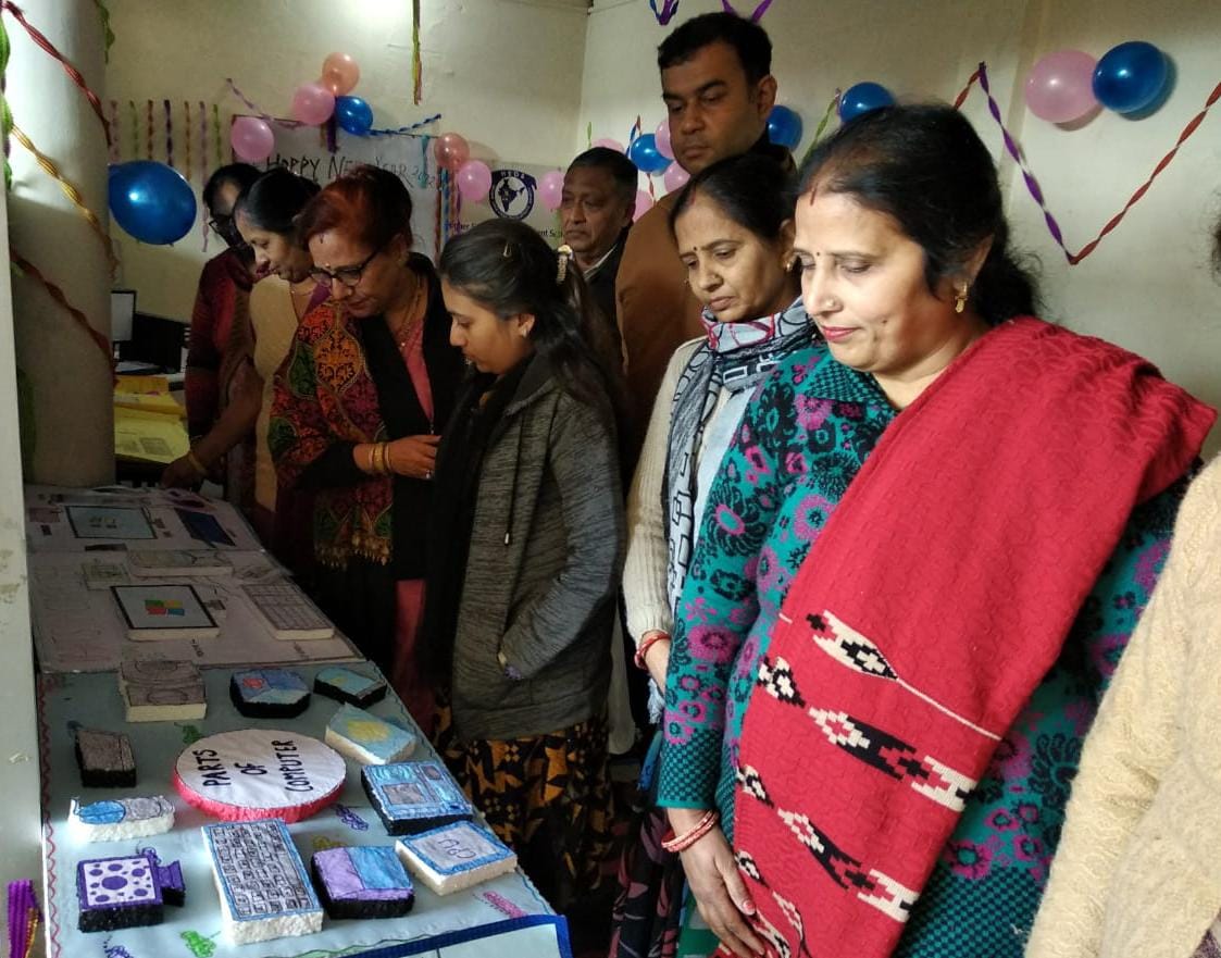 Sania and Afsha won the computer competition