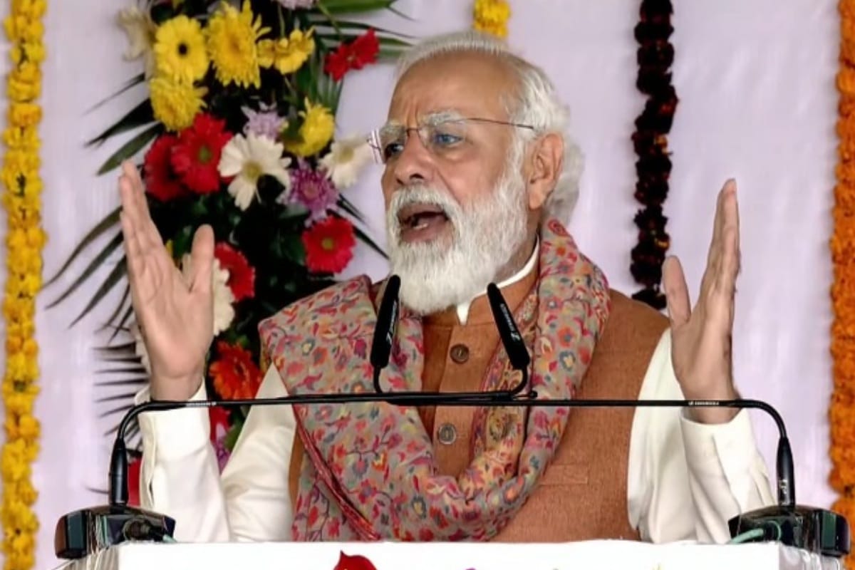 Prime Minister has target on Mulayam Singh Statement in Rally in Meerut
