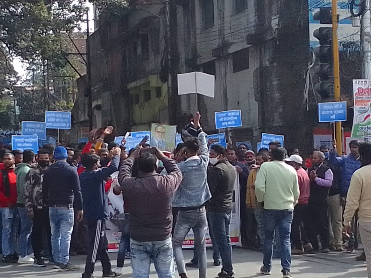 uttarakhand news: Police stopped safaikarmi march, sat on a dharna
