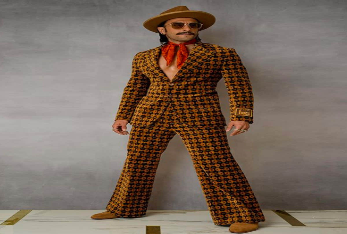 ranveer singh net worth income luxury cars and shoes collection know about the bollywood actor source of income